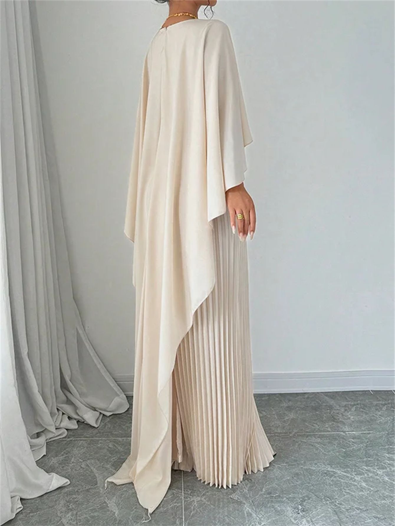 Robe Longue Élégante Femme-Manches Chauve-Souris Fluide & Style Luxe