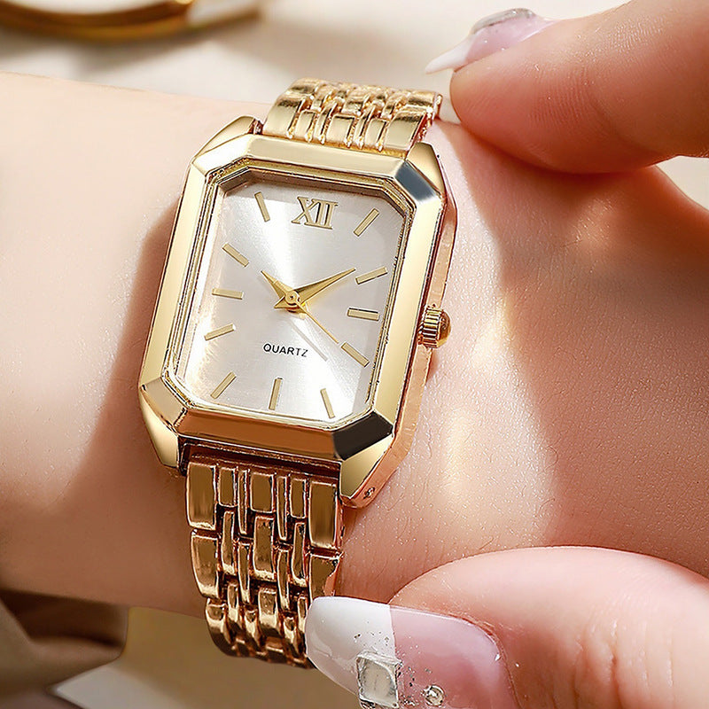 Montre Femme Élégante Carrée- Design Luxe & Bracelet Acier Aicha Royale